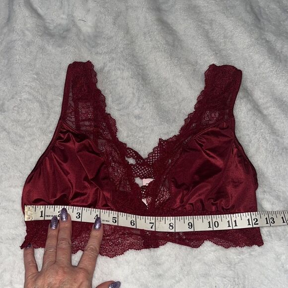 Victoria’s Secret bralette. Deep red. Size medium. - Picture 8 of 11